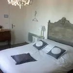 فندق مبيت وإفطار O Mylle Douceurs لو كْروتْوَ